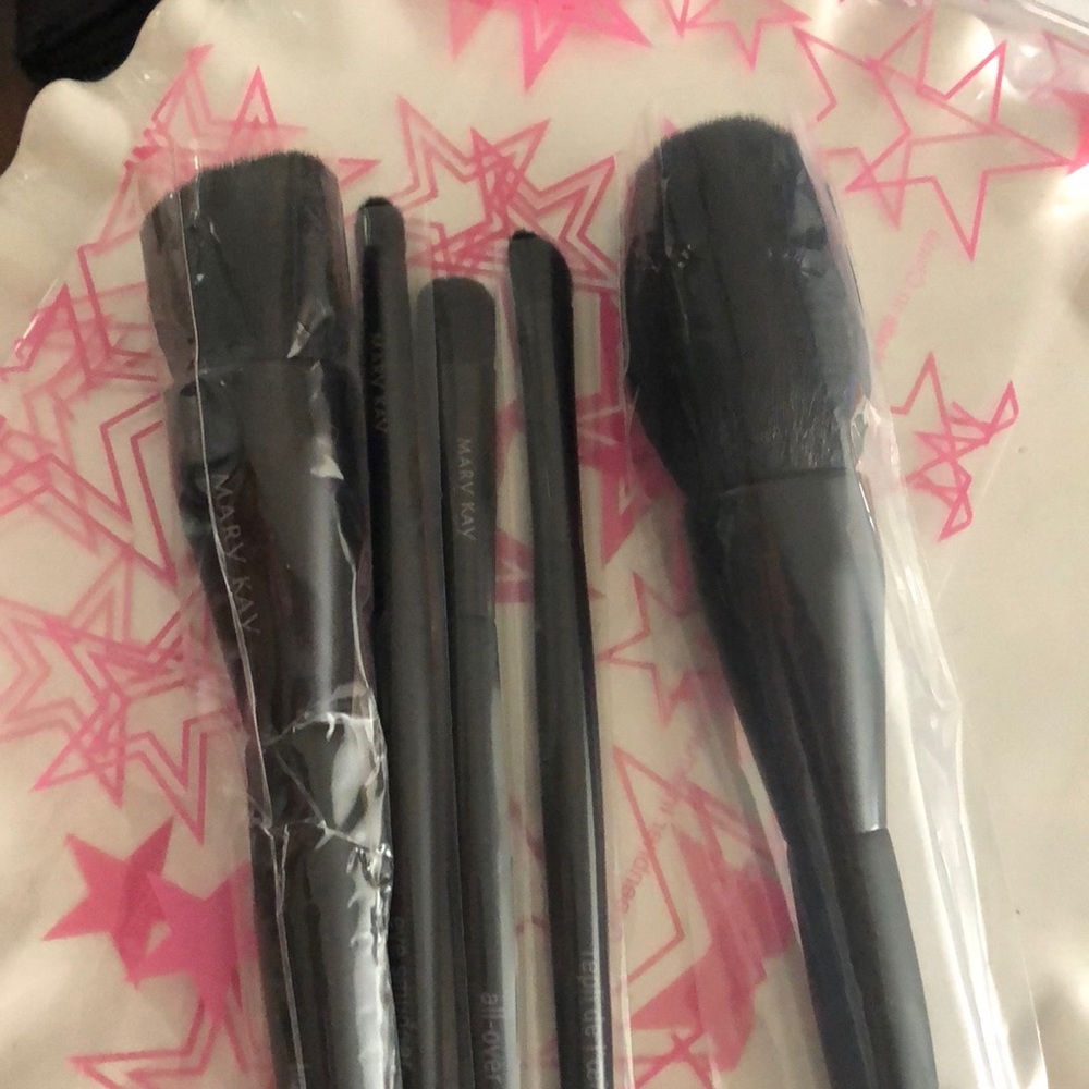 Brushes set